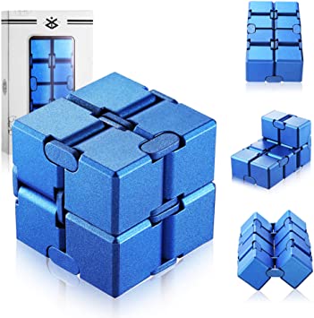 Cube infini bleu